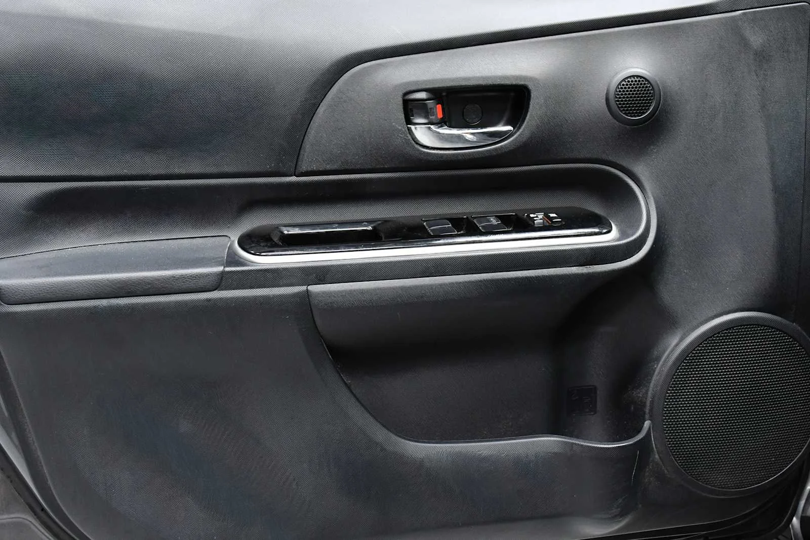 Used 2015 Magnetic Gray Metallic Toyota Two image 12