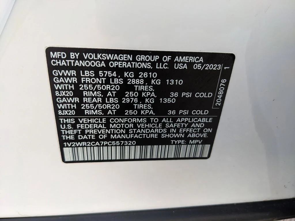 2023 Volkswagen Atlas SE w/Tech - Photo 36