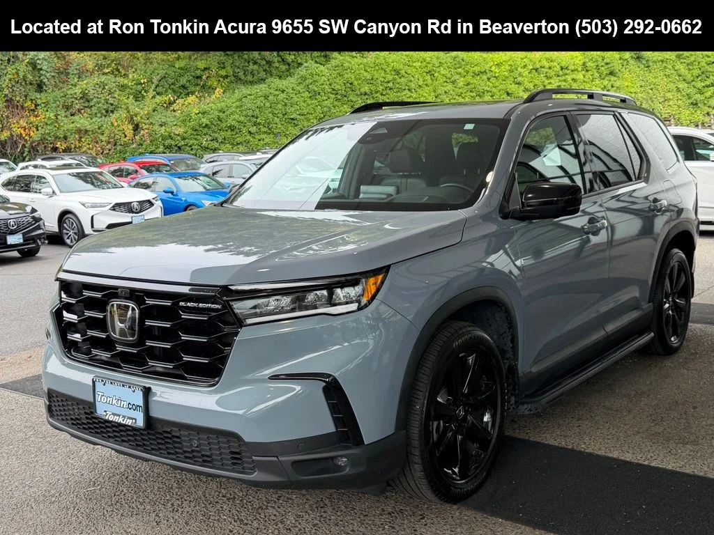Used 2025 Sonic Gray Pearl Honda Black Edition image 4