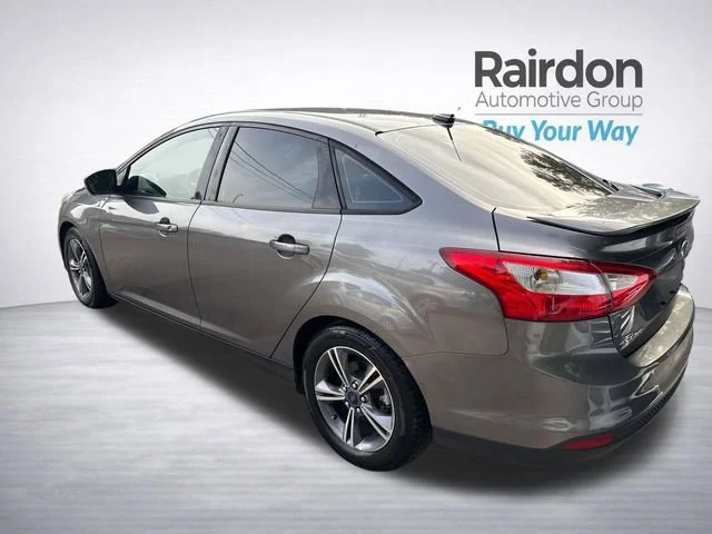 Used 2014 Sterling Gray Metallic Ford SE image 5