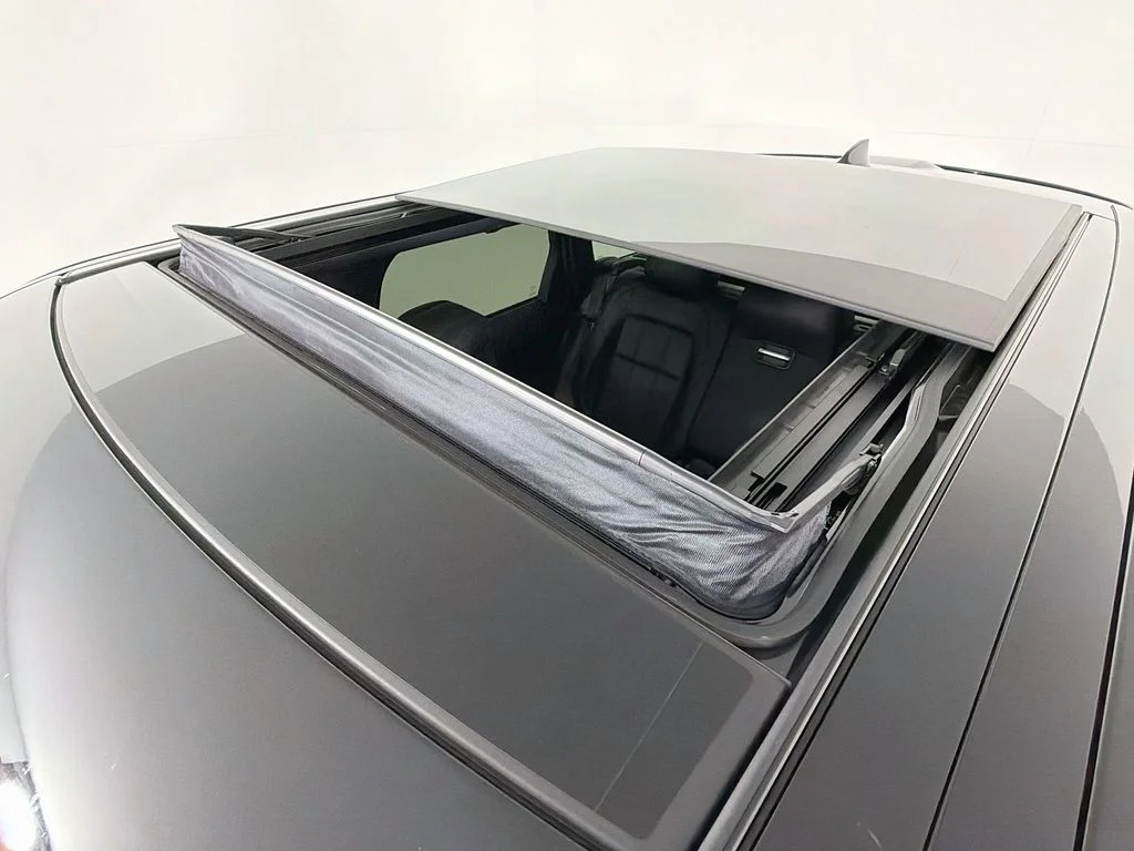 Used 2022 Black Land Rover HST image 23