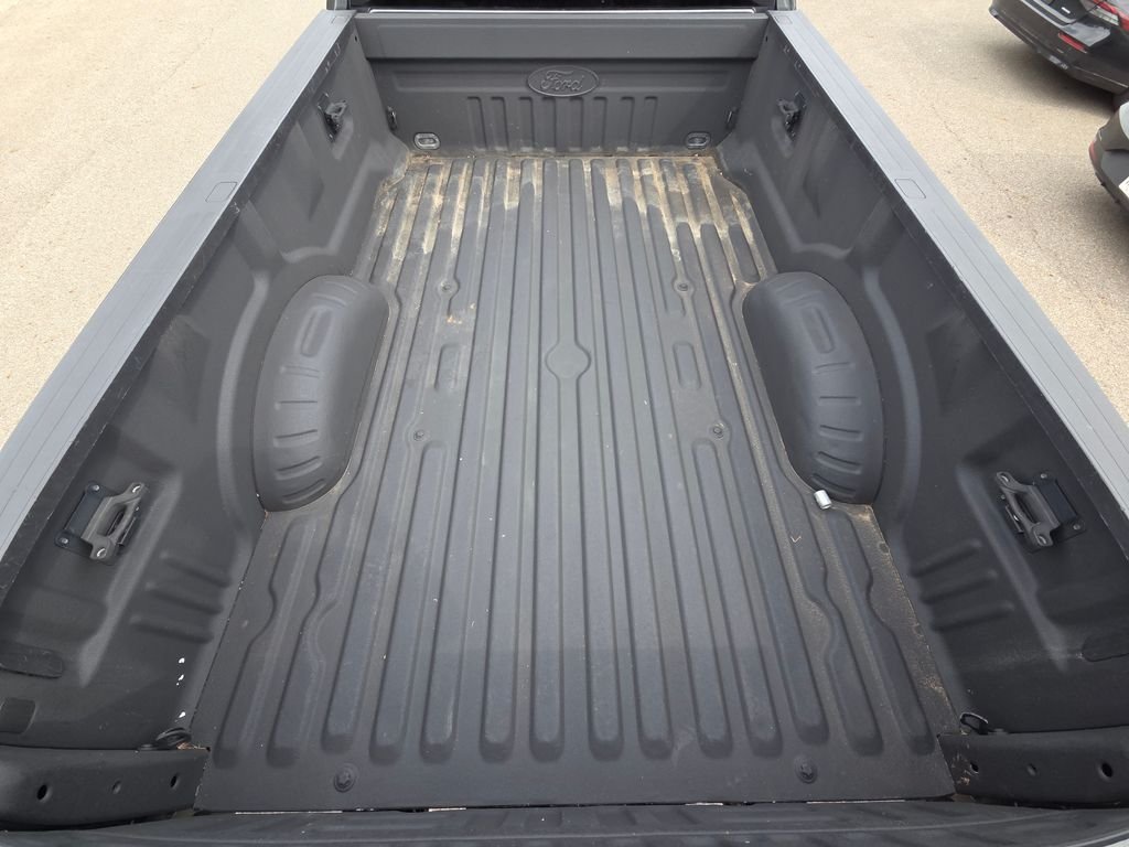 Used 2019 Gray Ford XLT image 21