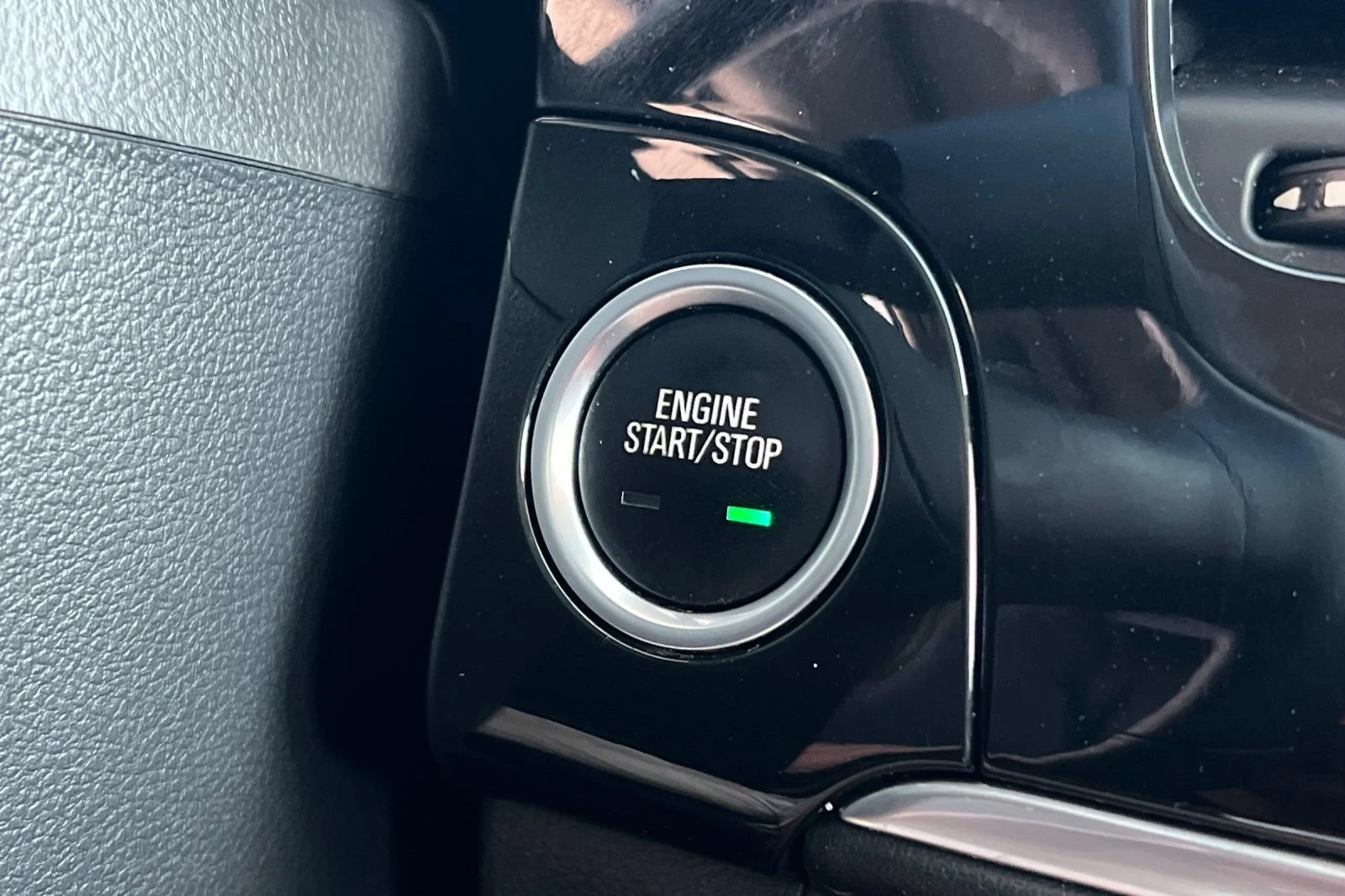 Used 2021 (Includes (MDP) Anthracite lower exterior accent color, Paint code W598F.) Buick Preferred image 29