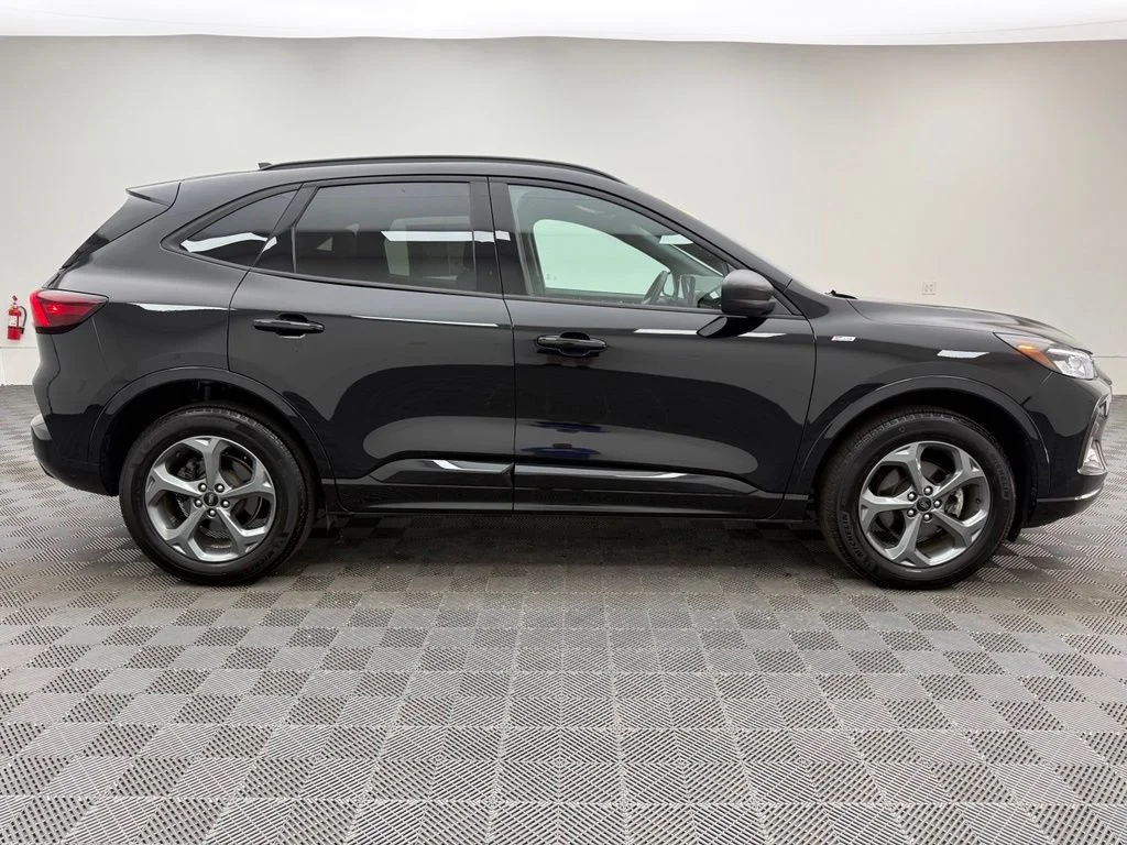 Used 2024 Black Ford ST-Line image 7
