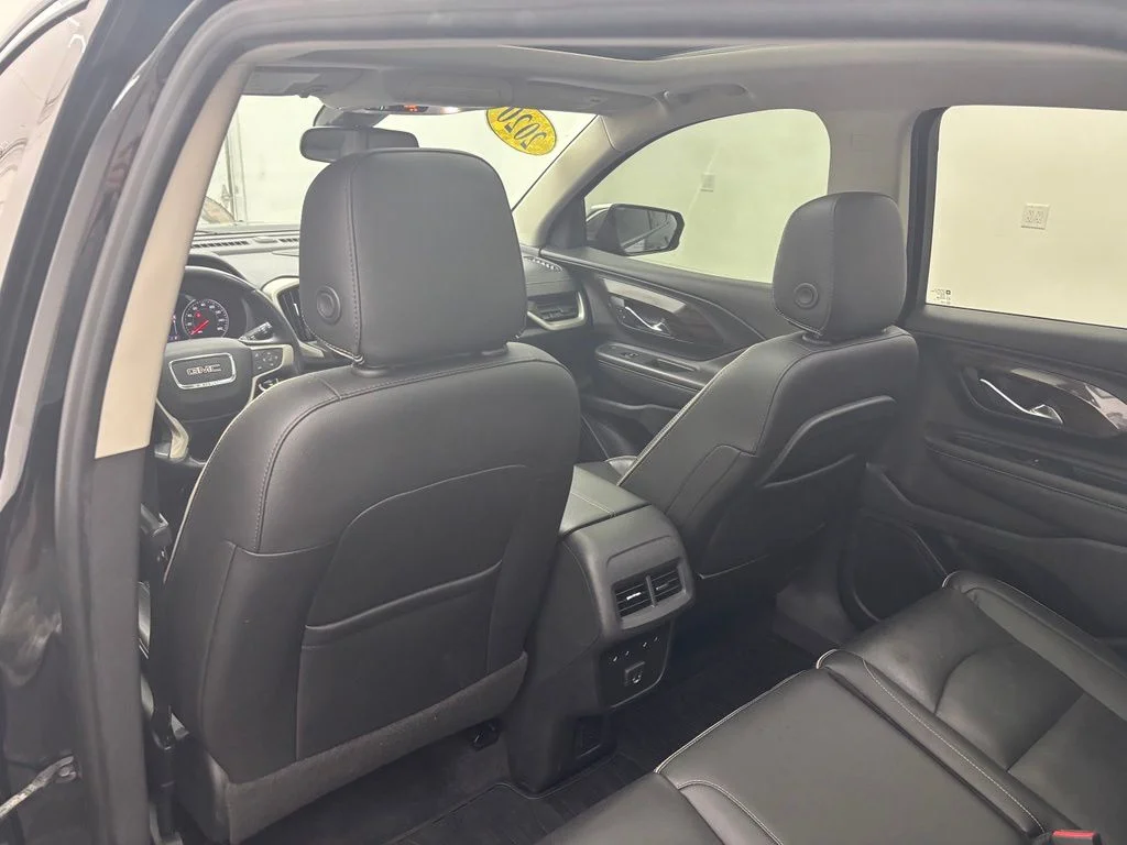 Used 2020 Black GMC Denali image 35