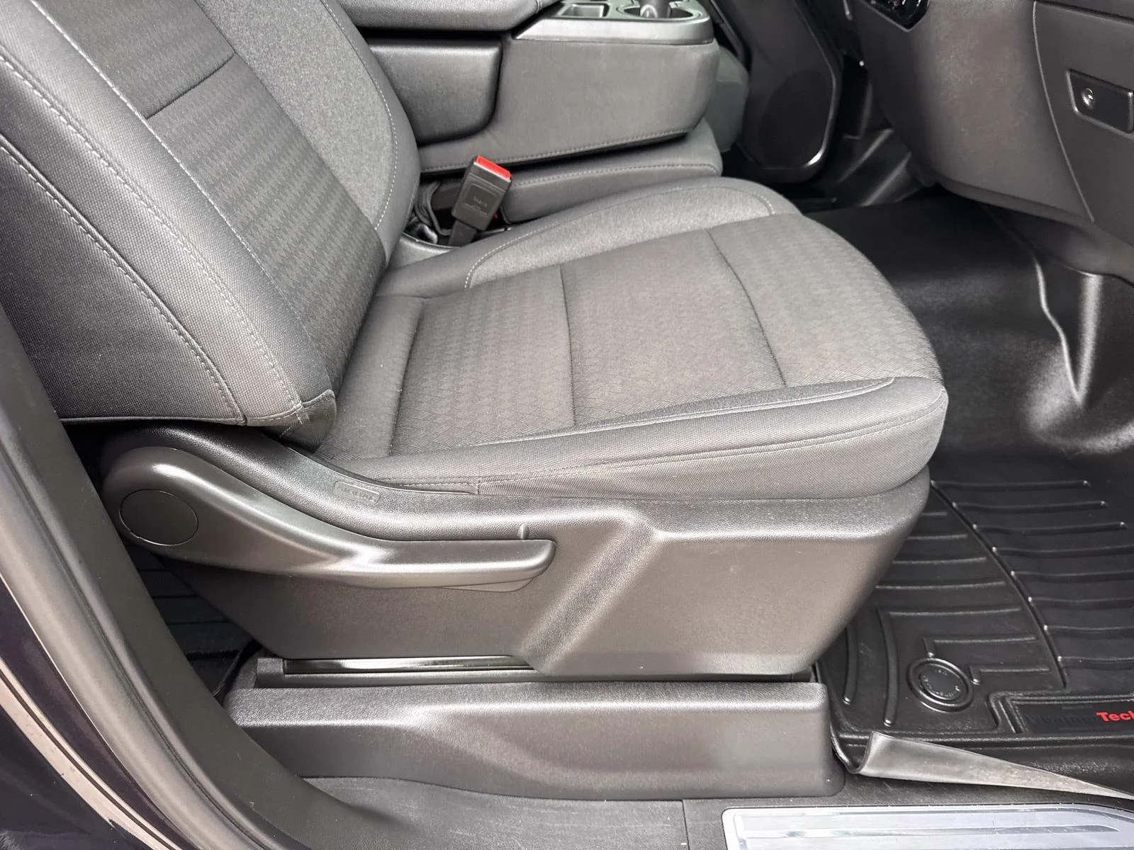 Used 2024 Thunderstorm Gray GMC Elevation image 11