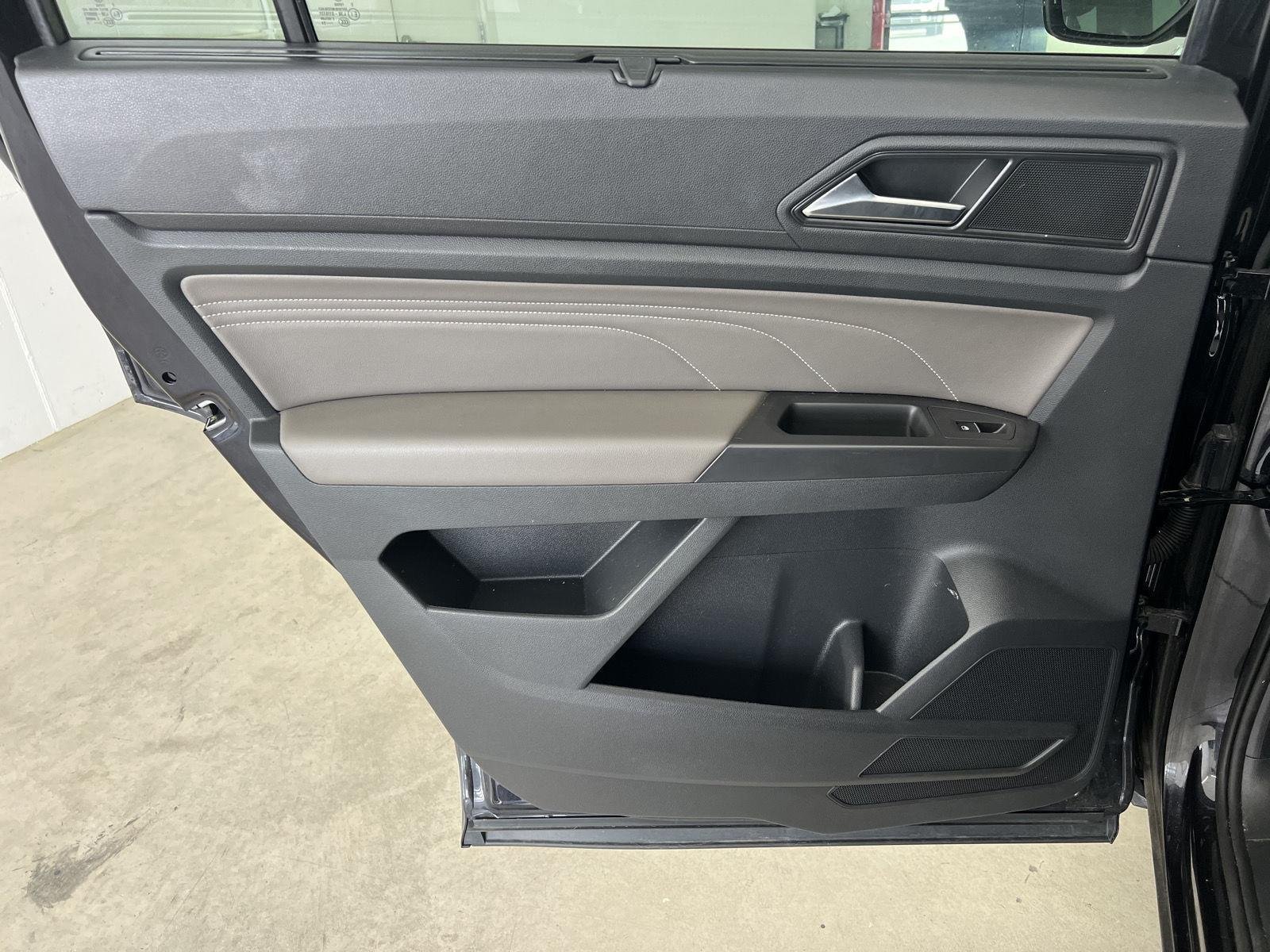 2023 Volkswagen Atlas SEL R-Line Black - Photo 24