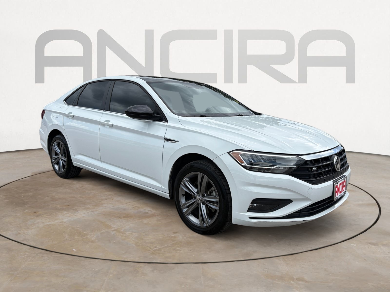 Used 2019 Pure White Volkswagen R-Line image 6