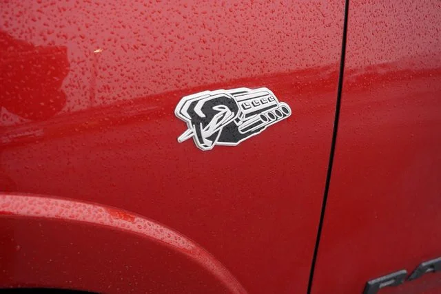 New 2026 Molten Red Pearl-Coat Exterior Paint RAM Limited image 10