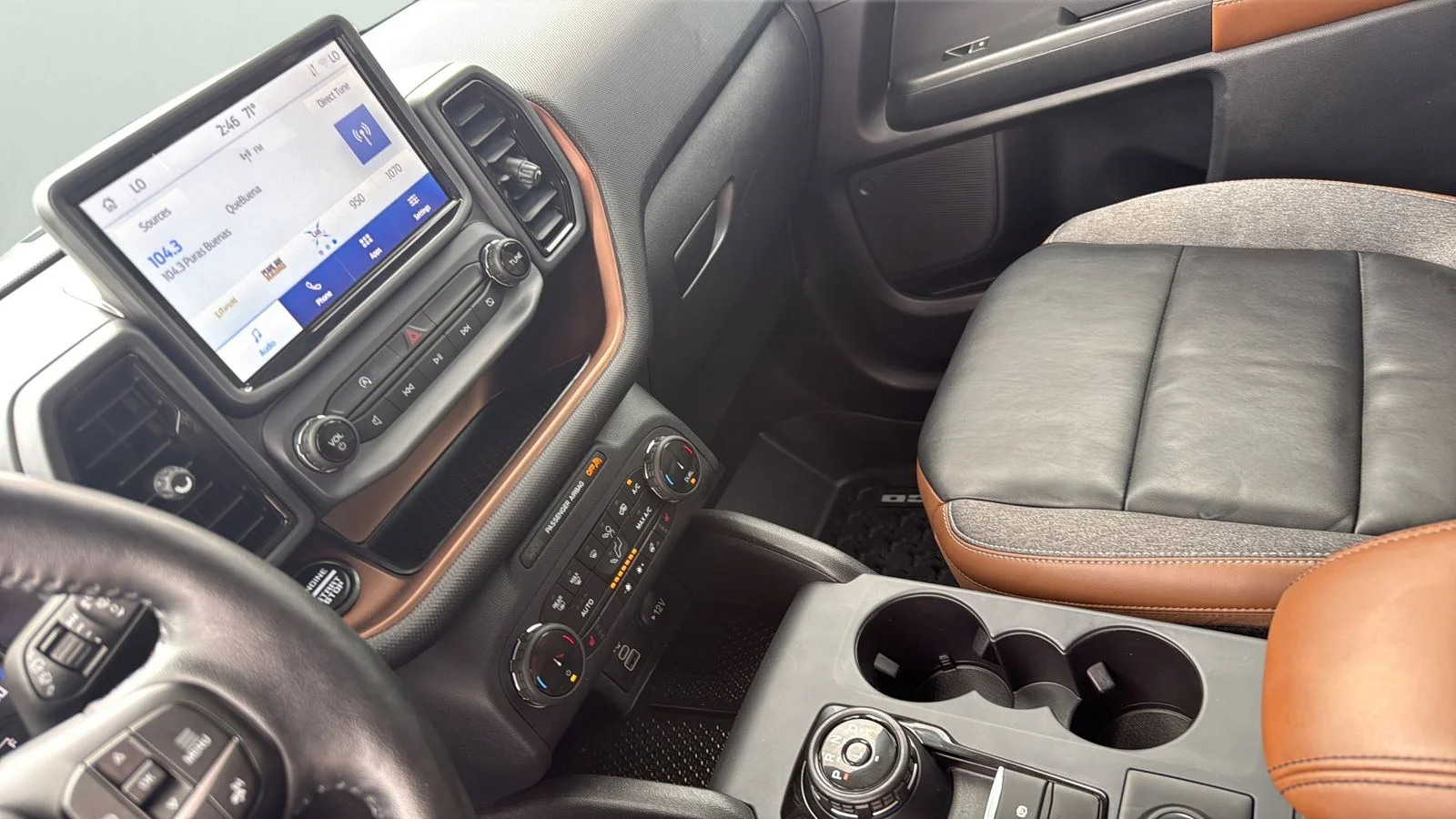 Used 2023 Blue Ford Outer Banks image 20