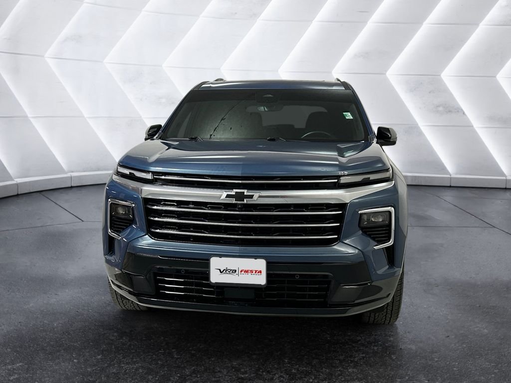 Used 2025 Blue Chevrolet High Country image 2