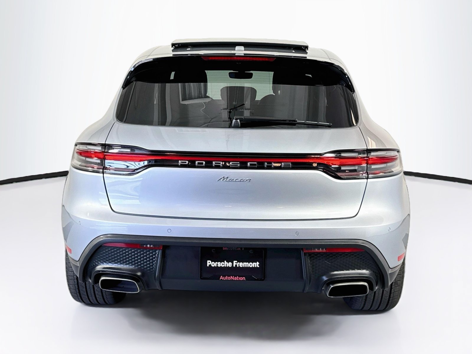 Used 2026 Dolomite Silver Metallic Porsche T image 10