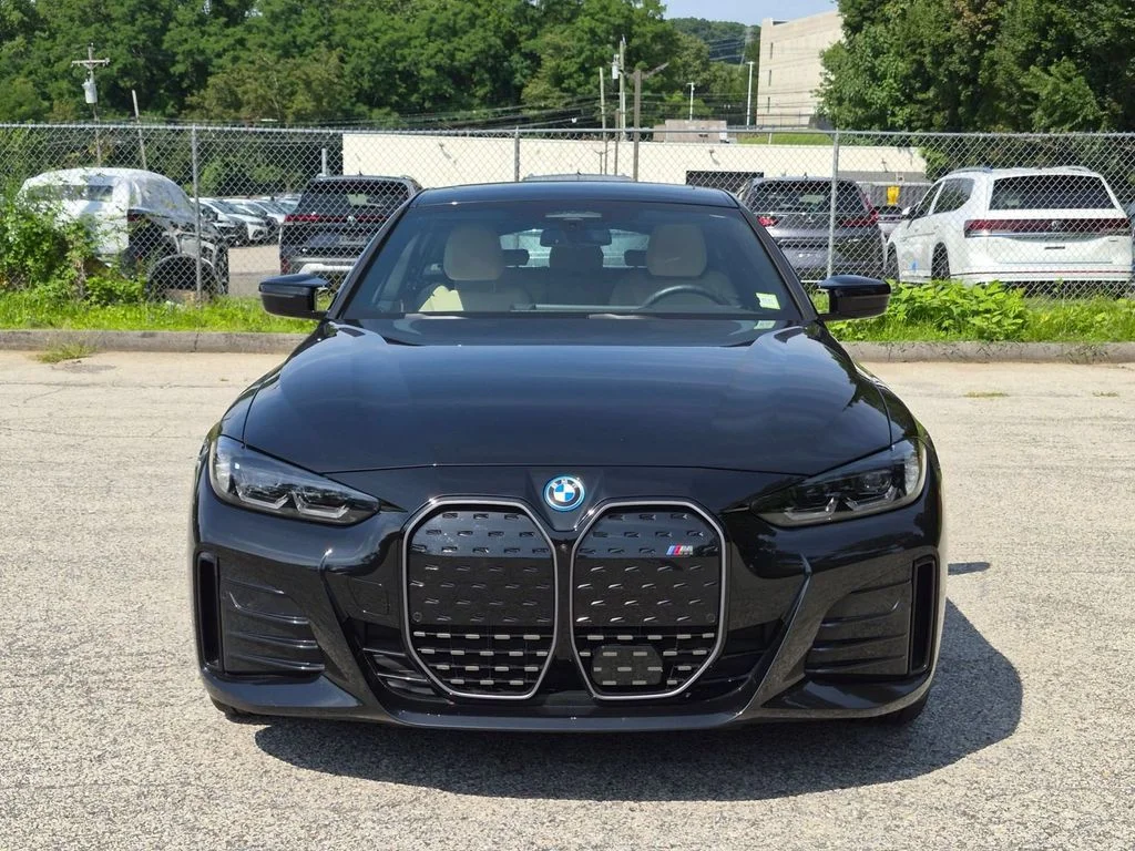 Used 2024 Black BMW M50 image 11
