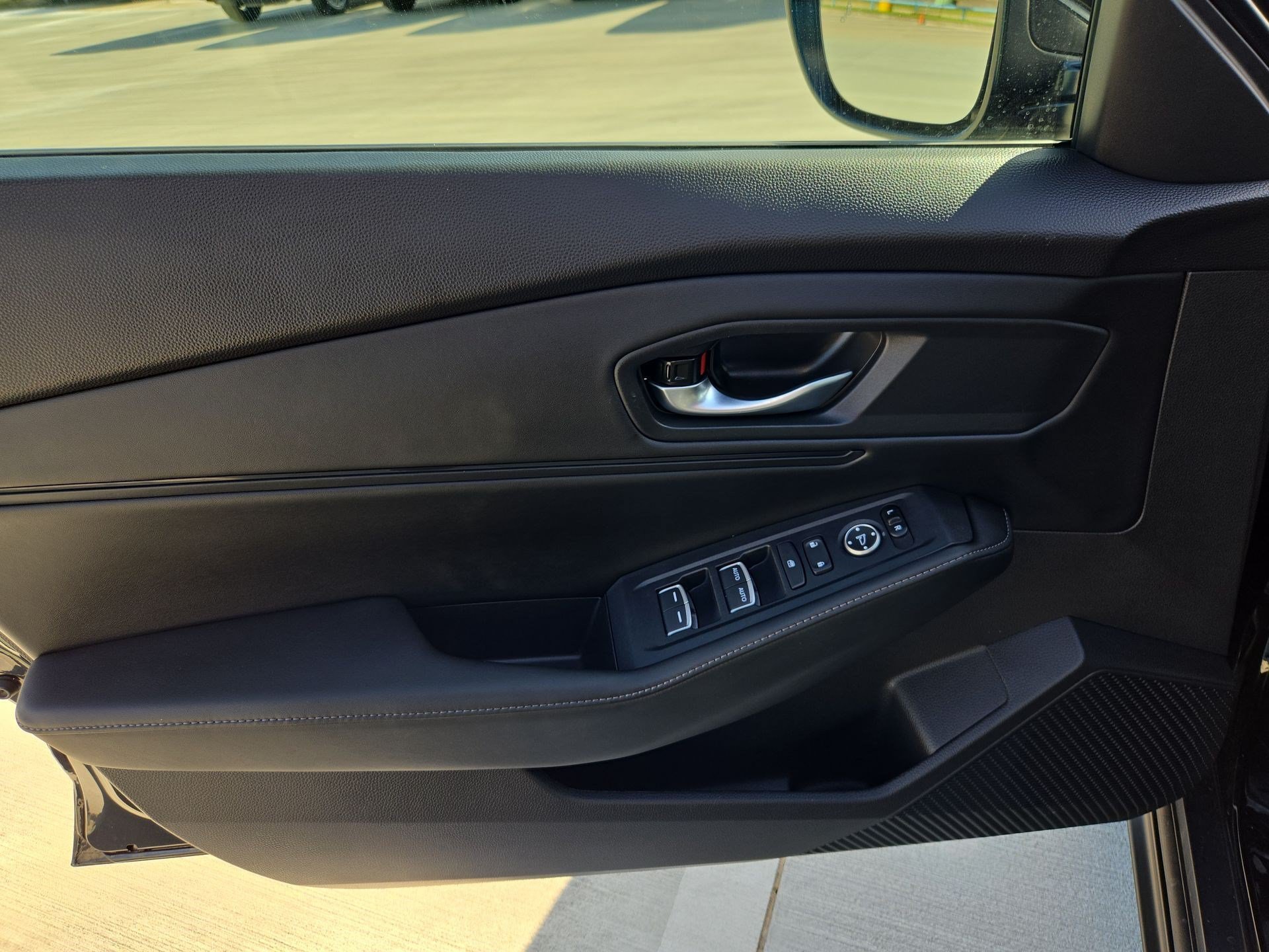 Certified Used 2025 Black Honda Sport image 9