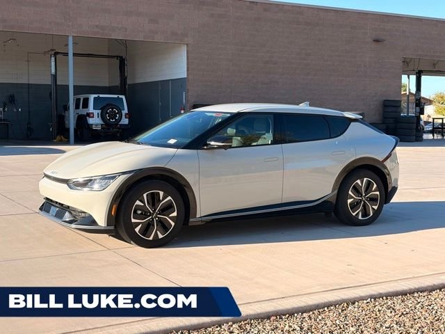 Used 2024 Glacier Kia Wind image 1