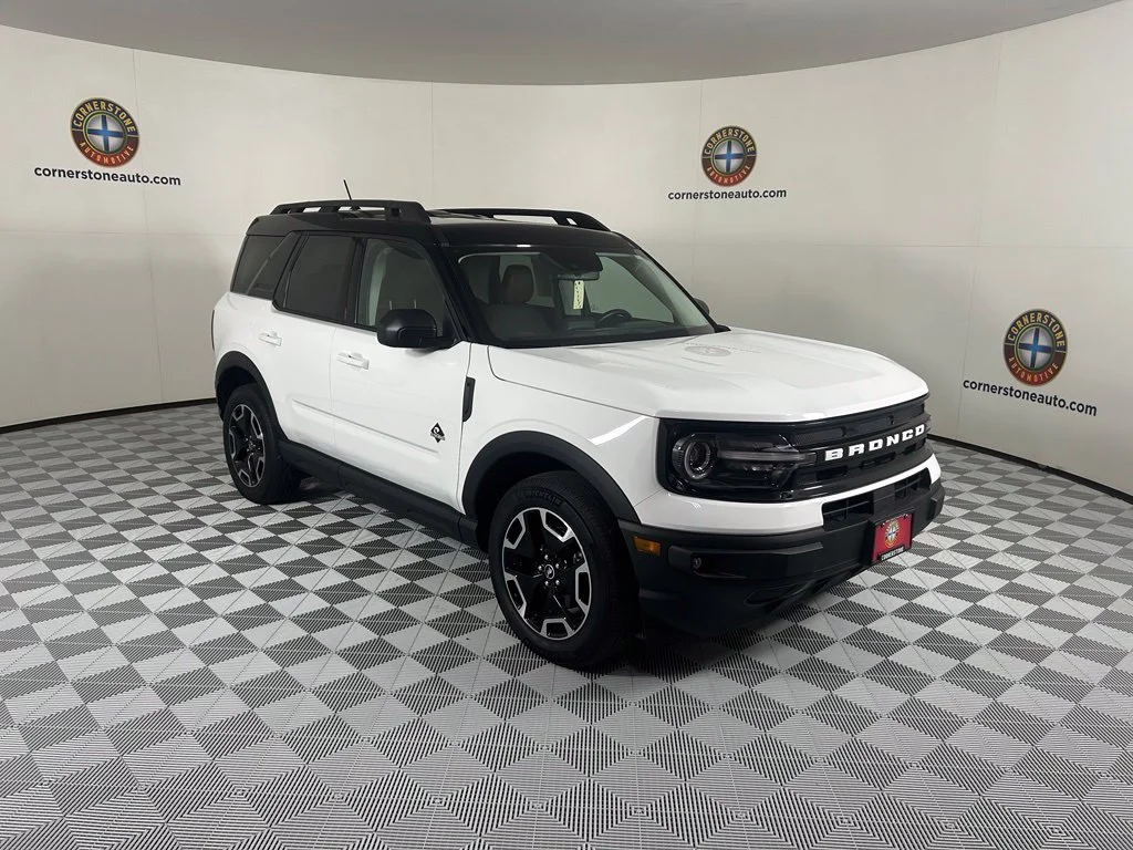 Used 2023 White Ford Outer Banks image 17