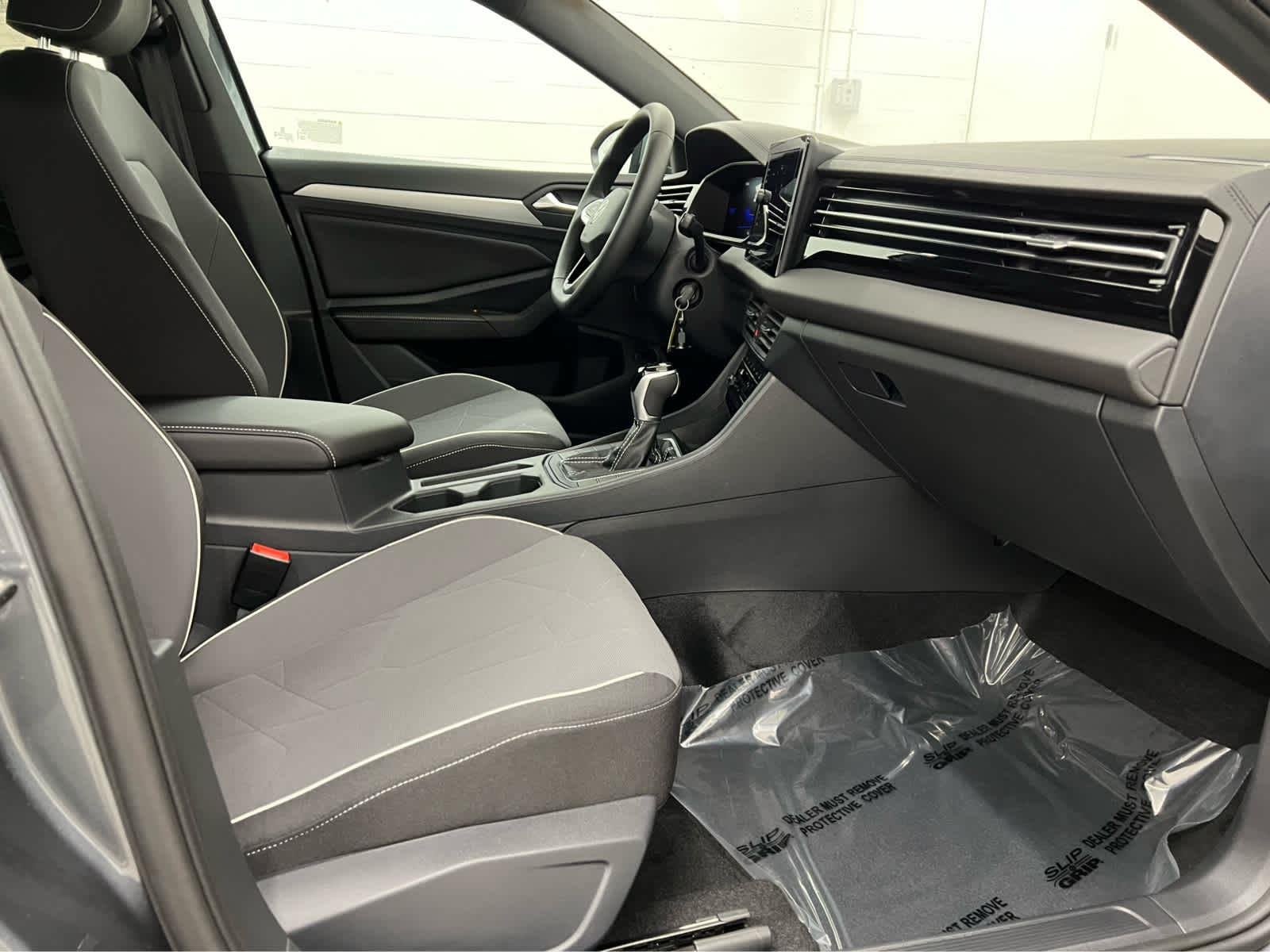 2026 Volkswagen Jetta Sport - Photo 23