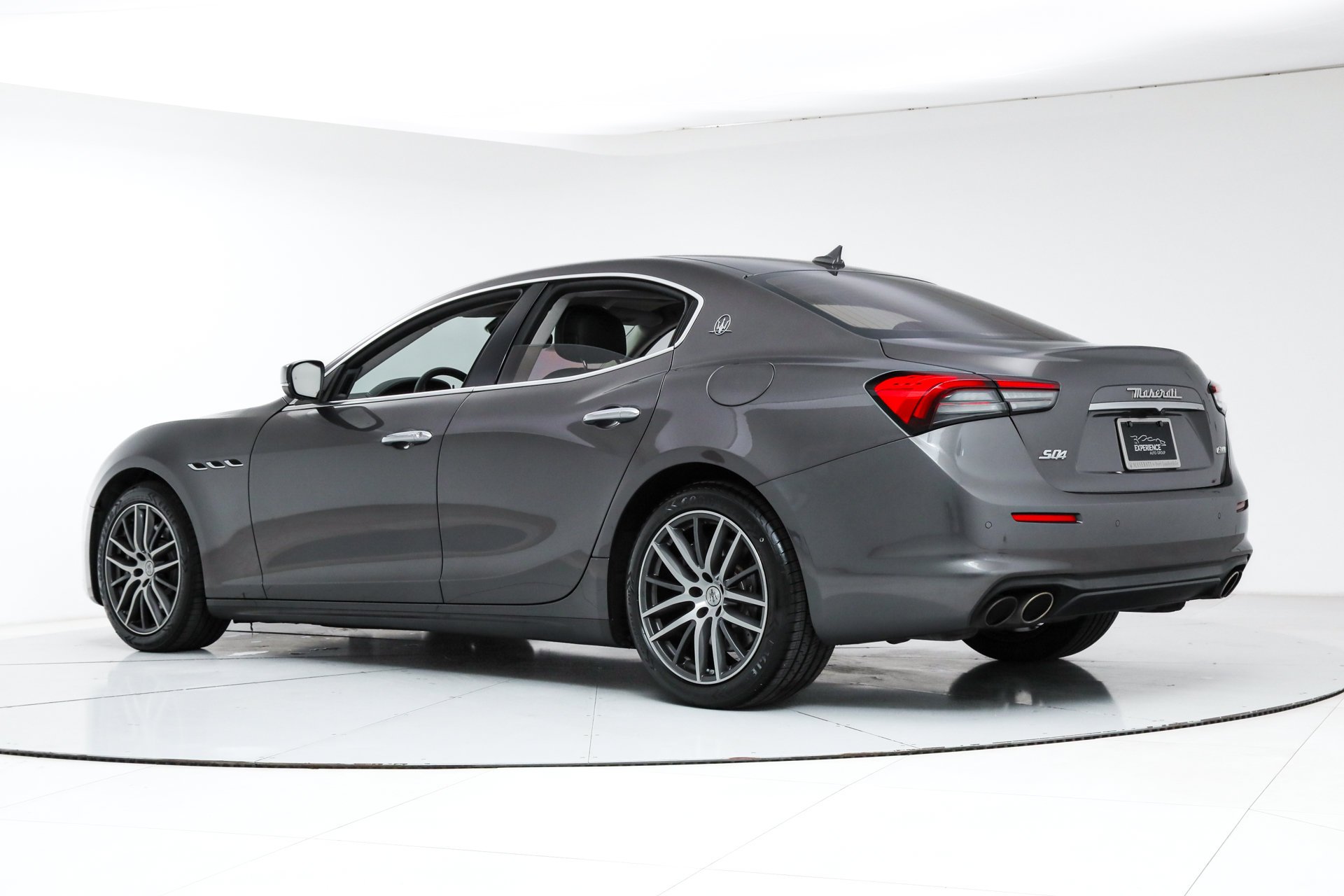 Used 2021 Gray Maserati S Q4 image 3