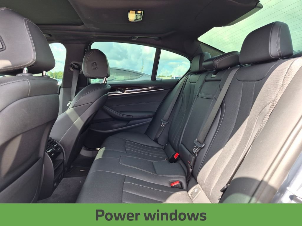 Used 2021 Blue BMW 530i image 27