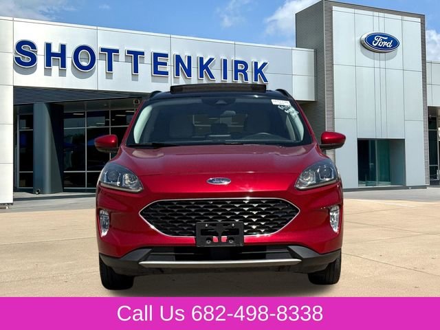 Used 2022 Red Ford SEL image 2
