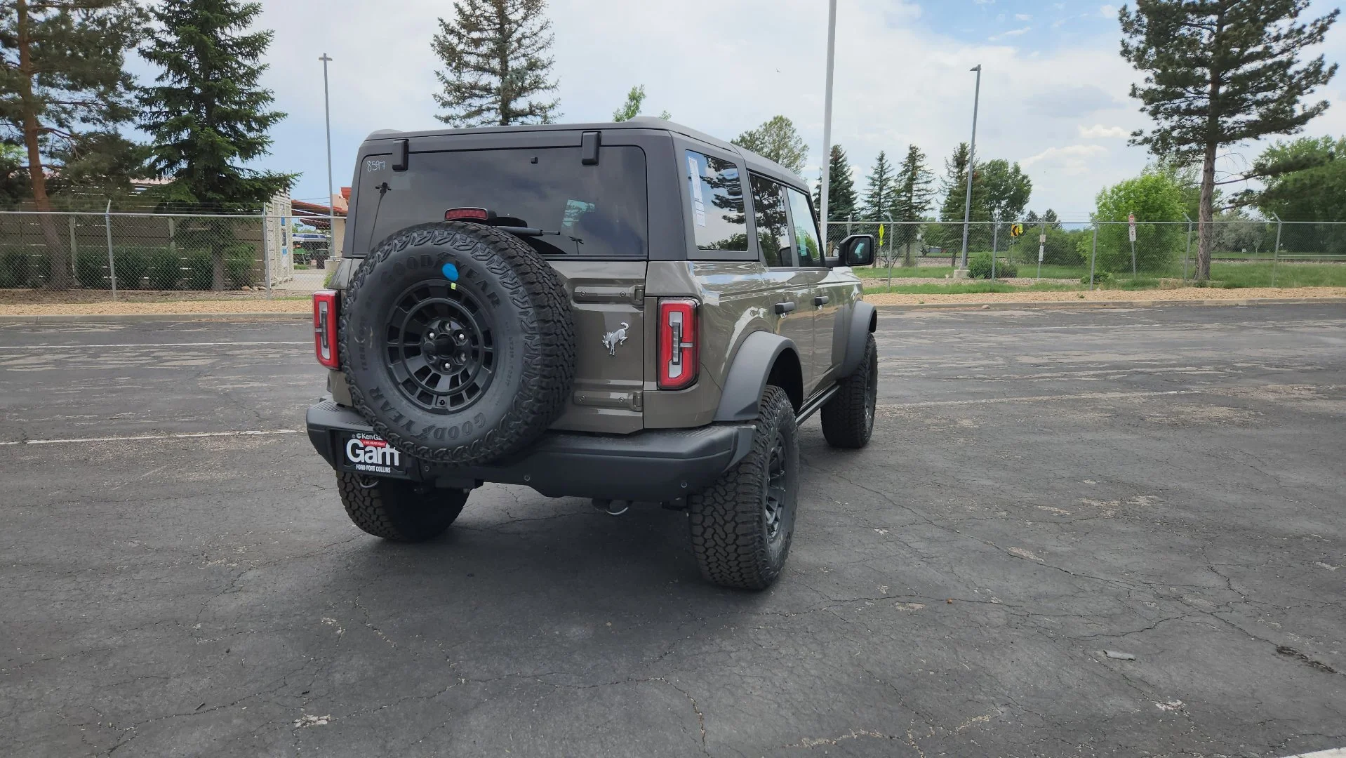 New 2026 Marsh Gray Ford Badlands image 12