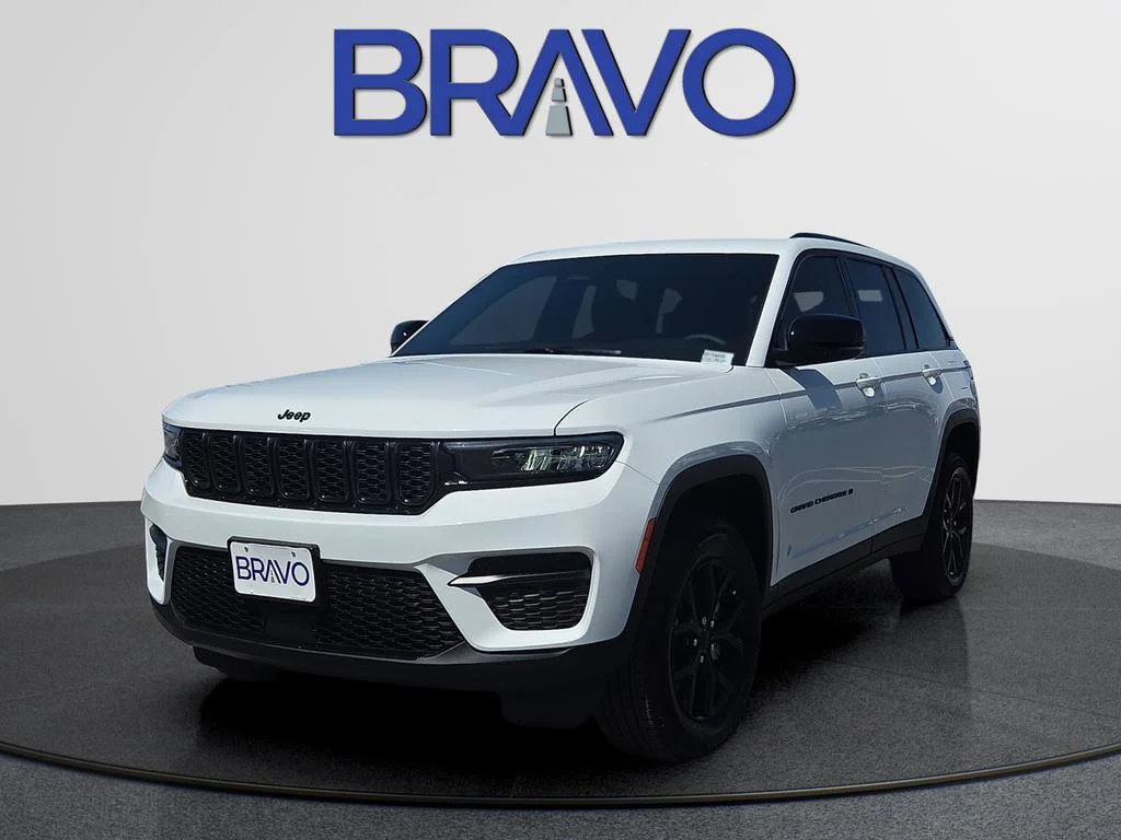 2025 Jeep Grand Cherokee Altitude 4x4's photo