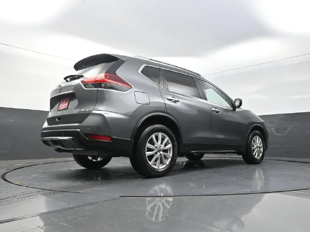 Used 2019 Gray Nissan SV image 37