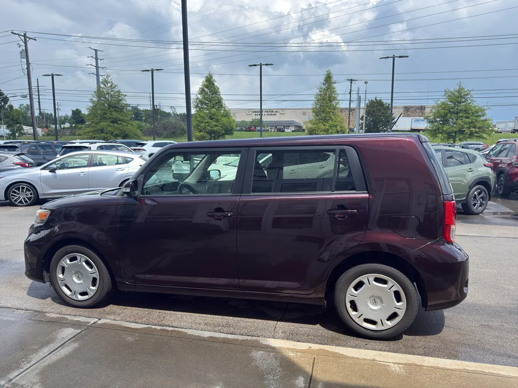 Used 2013 Sizzling Crimson Mica Scion Base image 3