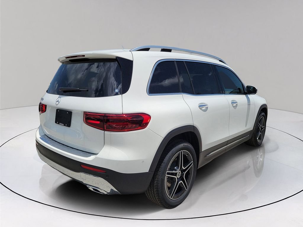 New 2026 White Mercedes-Benz GLB 250 image 6