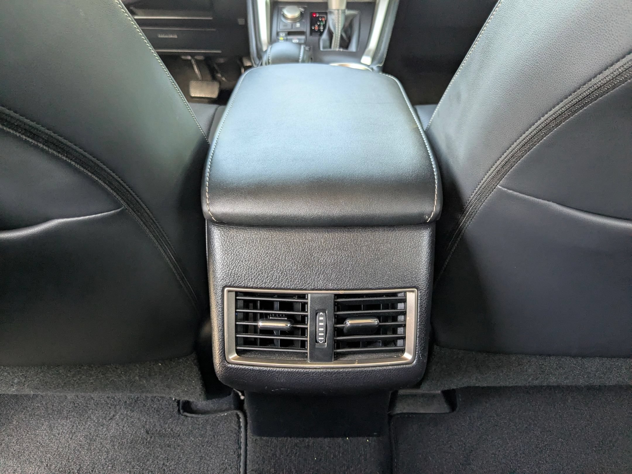 Used 2015 White Pearl Lexus 200t image 22