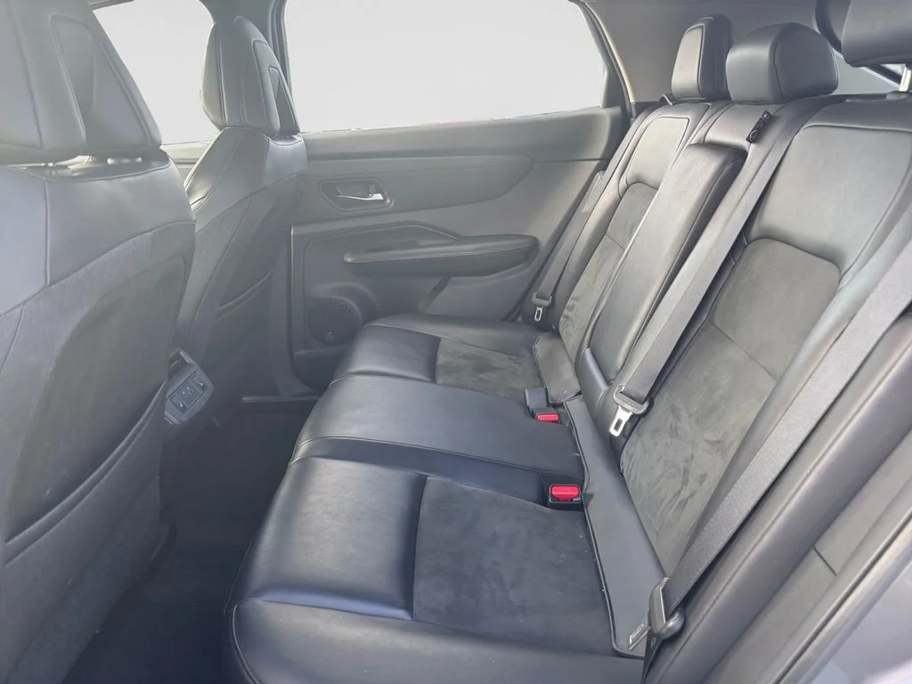 Used 2023 Gray Nissan ENGAGE image 25