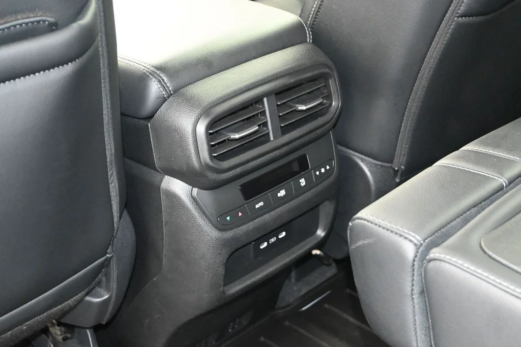 Used 2025 Modern Steel Metallic Honda EX-L image 13