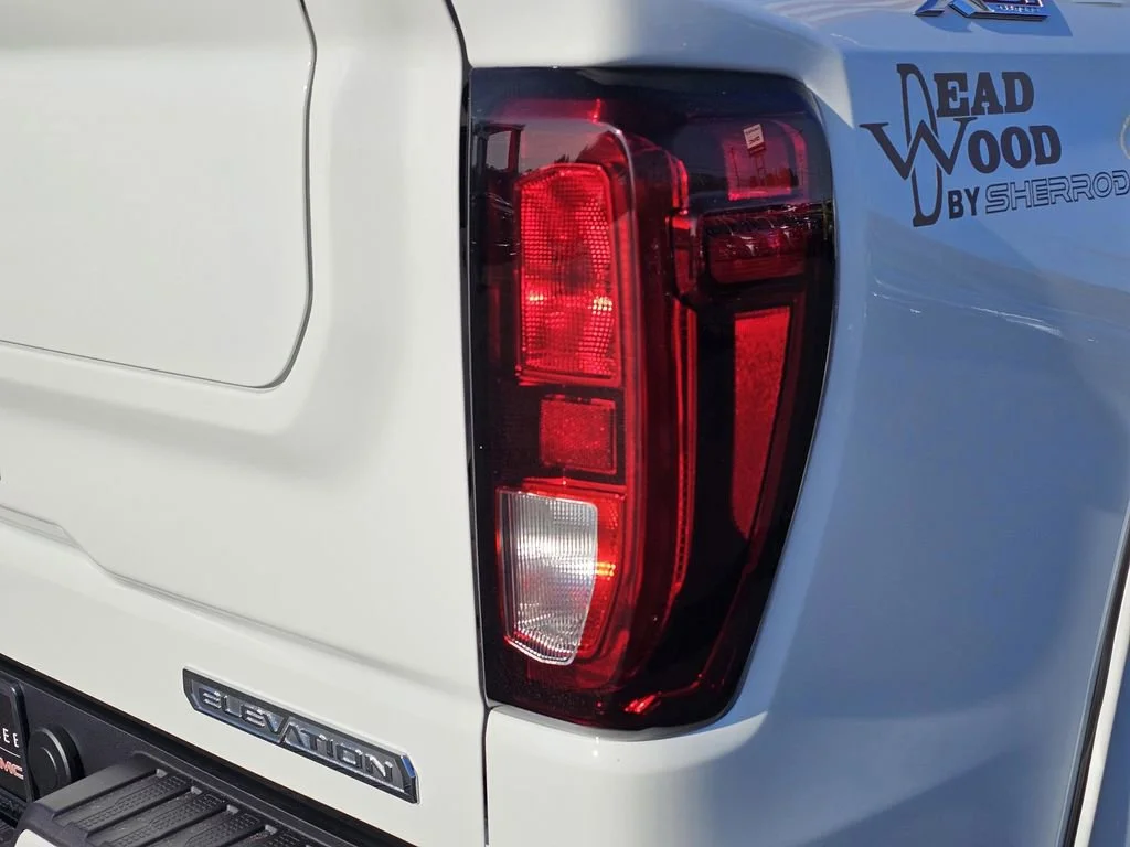 New 2026 Summit White GMC Elevation image 9