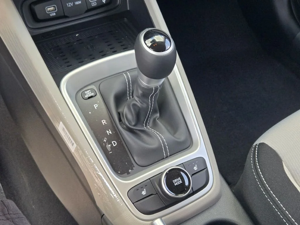 New 2026 Onyx Black Hyundai SEL image 28