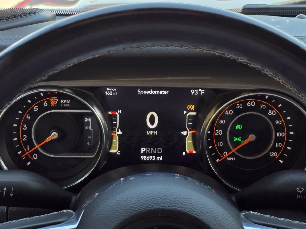 Used 2022 Gray Jeep Unlimited Sahara image 30