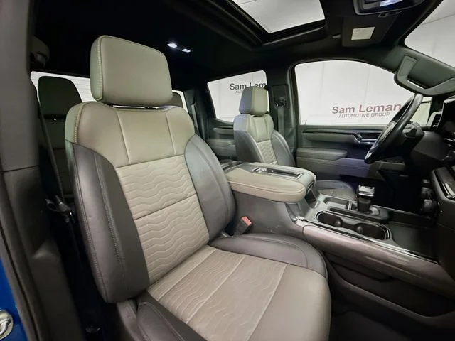 Used 2022 Blue Chevrolet ZR2 image 31