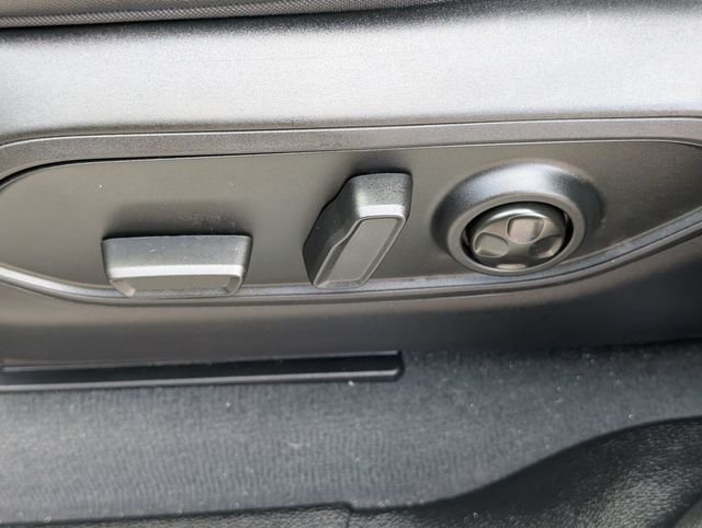 Used 2023 White Jeep Altitude X image 16