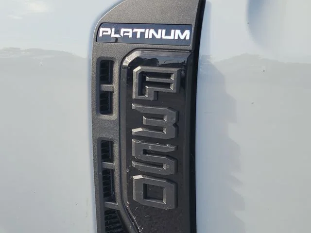 New 2026 Avalanche Ford Platinum image 9
