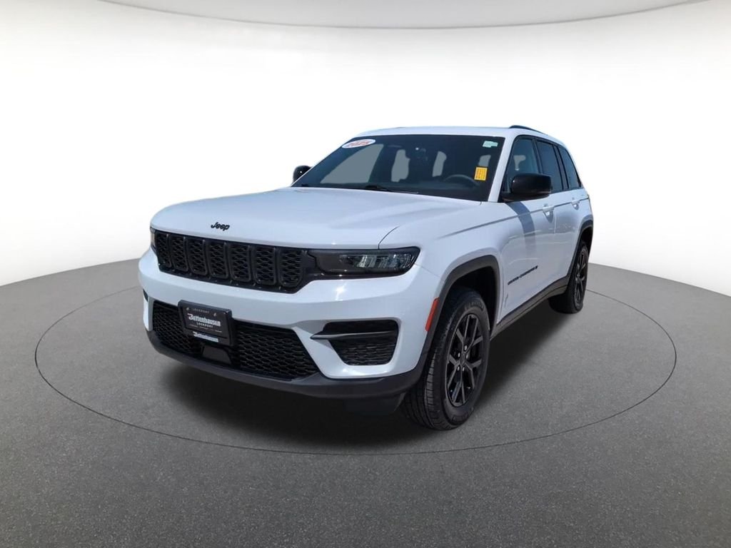 Used 2025 White Jeep Altitude X image 20