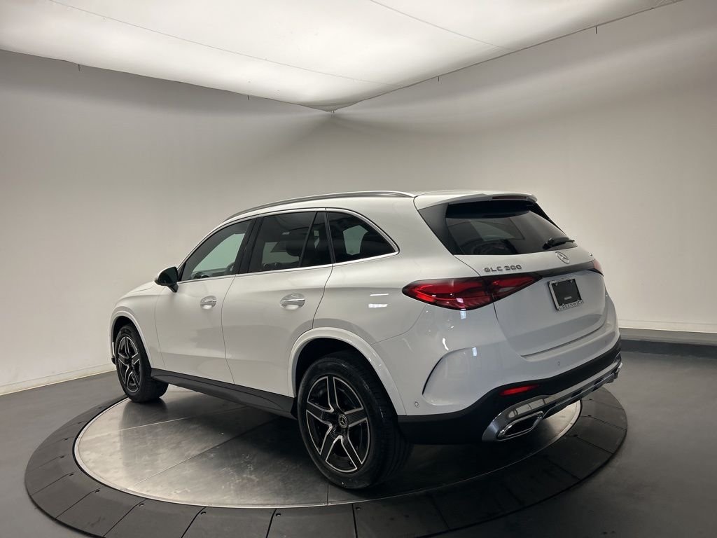 Used 2026 Polar White Mercedes-Benz GLC 300 image 5