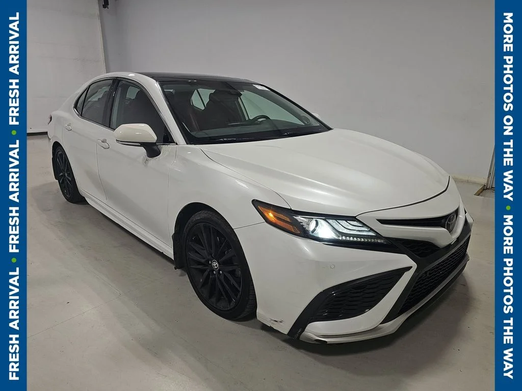 2023 Toyota Camry XSE V6's photo