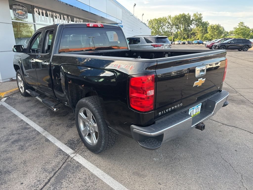 Used 2015 Black Chevrolet LT image 7