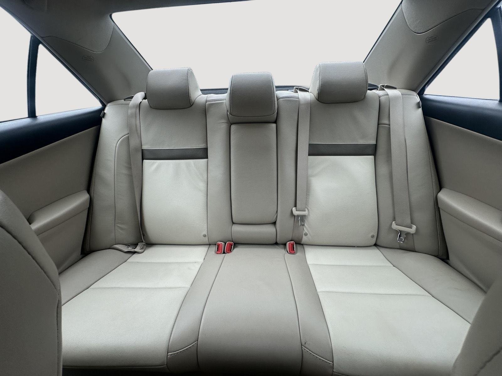 Used 2012 Super White Toyota XLE image 12