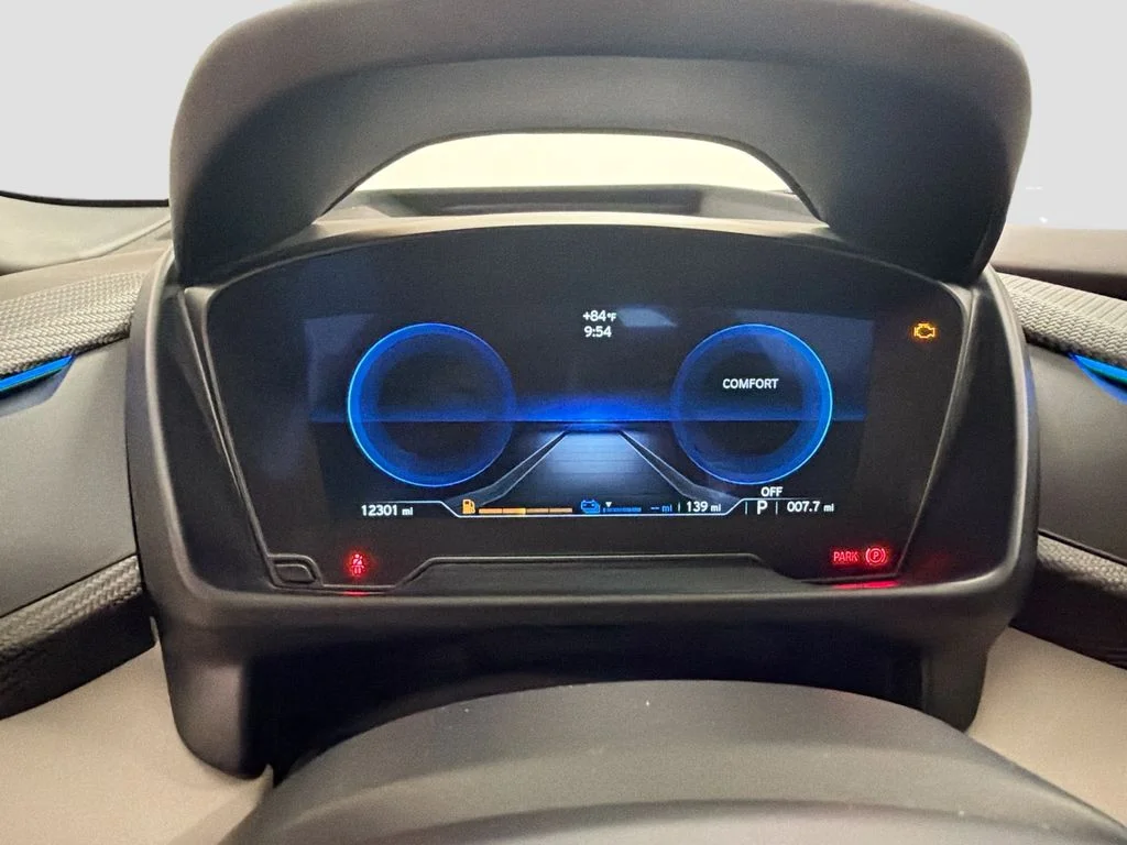 Used 2019 Crystal White Pearl BMW Base image 13