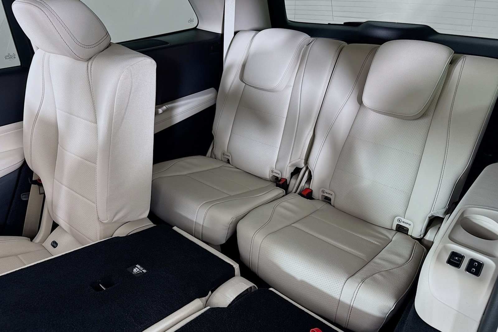 New 2026 Polar White Mercedes-Benz GLS 450 4MATIC® SUV image 8