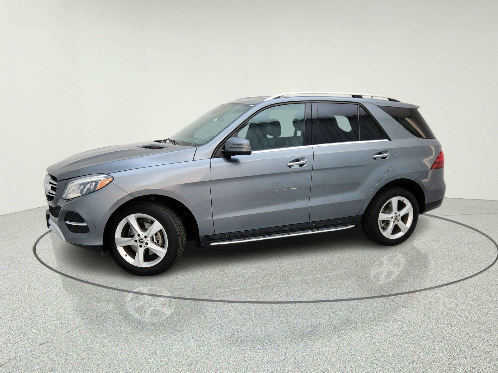 Used 2018 Selenite Grey Metallic Mercedes-Benz GLE 350 image 15