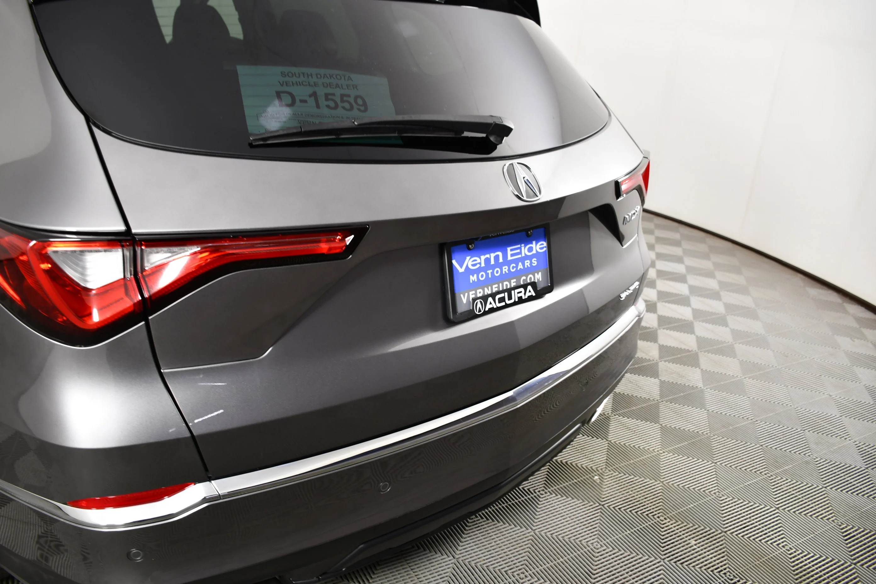 Certified Used 2024 Liquid Carbon Metallic Acura w/Technology Package image 15