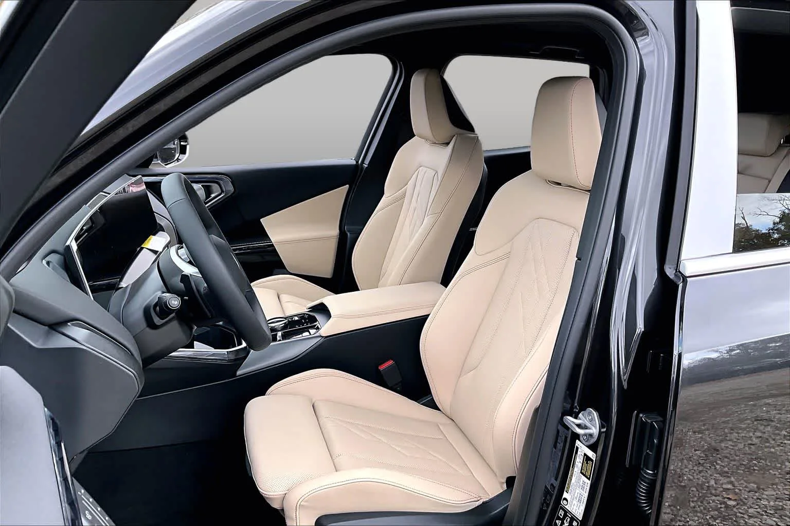 New 2026 Dark Graphite Metallic BMW 30 xDrive image 13