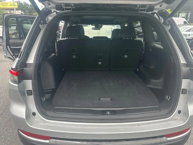 Used 2025 Silver Jeep Limited image 14