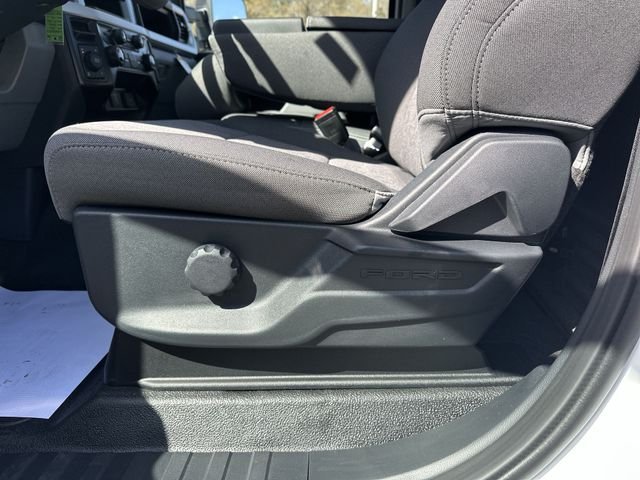 New 2026 Oxford White Ford F-250® XL image 16